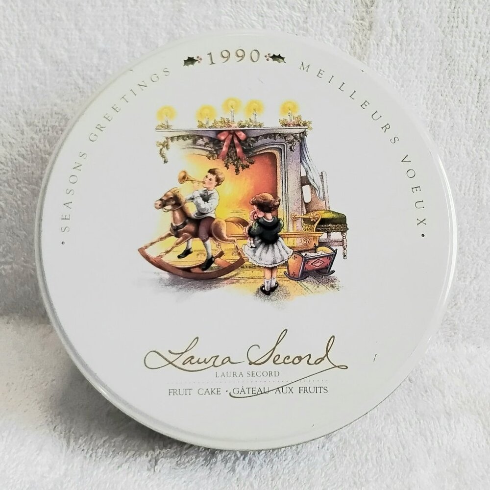 Vintage 1990 Laura Secord Seasons Greetings Fruit Cake Collector's Tin!!